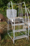 Metal Steps w/Hand Rail