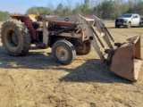 485 Case Tractor. Long Loader.