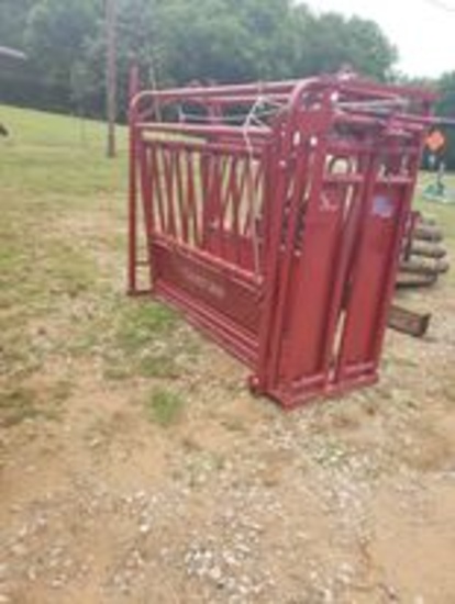 Brand New Tarter Squeeze Chute