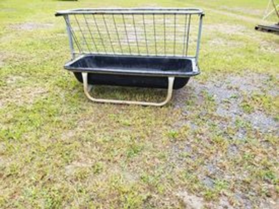 Sheep Feeder w/ Hay Manger
