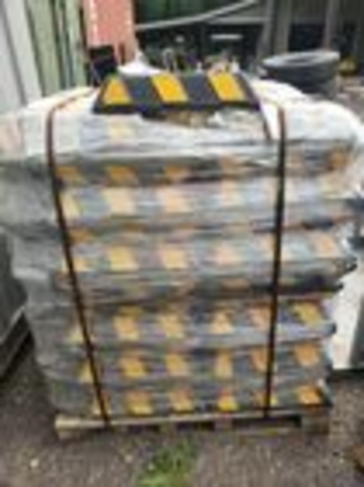 Pallet of 200 New Rubber Wheel Stops