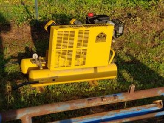 Titan Roofers Compressor