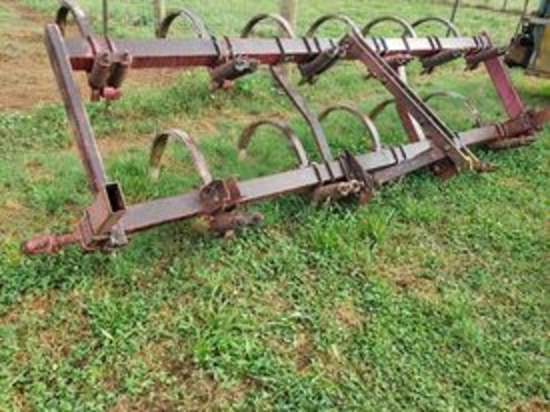 Large Chisel Plow