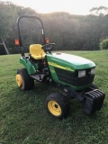 JOHN DEERE 2210 W/ ONLY 200 HRS