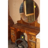 Round Mirror Vanity