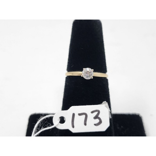 1.5g 14k Yellow Gold/Diamond Size 5