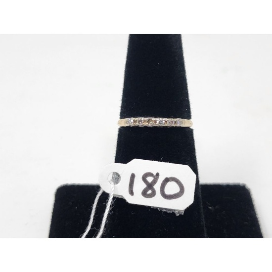 1.3g 14k Yellow Gold/Diamond Size 6