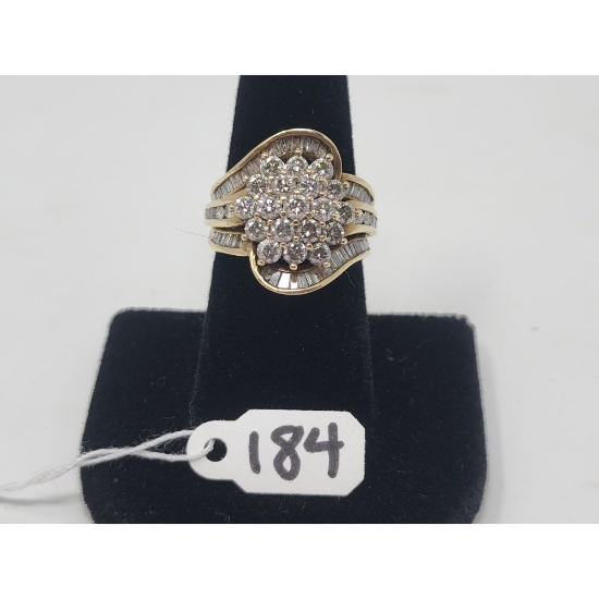 7.3 g 10k Yellow Gold/Diamond Size 7