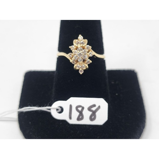 3.3g 14k Yellow Gold/Diamond Size 8