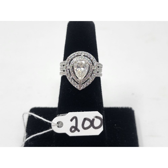 5.2g .995 Silver/Lab Created Diamond Size 5 1/2