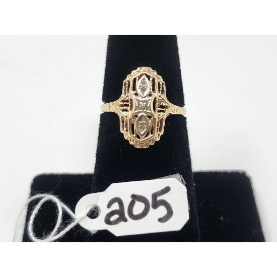 2.6g 10k Yellow Gold/Diamond Size 6