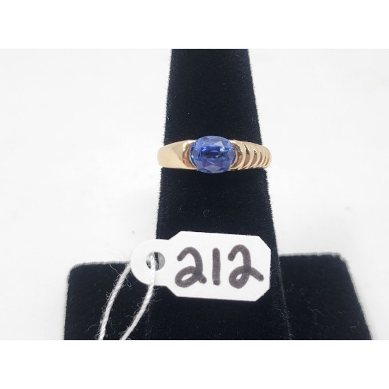 3.7g 14k Yellow Gold/Unknown Stone Size 5 1/2