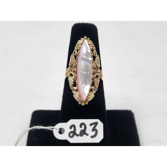 6.5g 10k Yellow and Rose Gold/Pink Shell Size 6