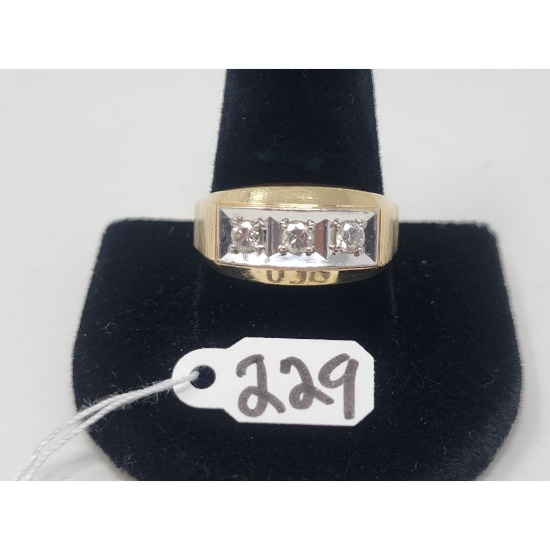10.8g 14k Yellow Gold/Diamonds Mens Size 13