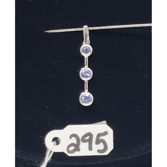 1.0g 10k White Gold/Unknown Stone Pendant