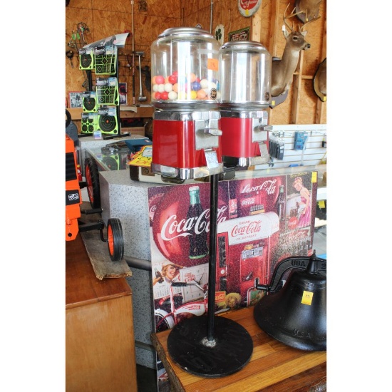 Double gum ball machine - Curtis candyworks