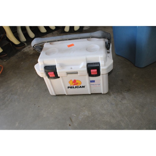 Pelican cooler - 20 quart