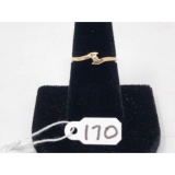 1.1g 10k Yellow Gold/Diamond Size 7