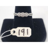 2.5g 10k White Gold/Diamond Size 9 1/2