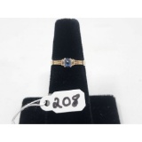 2.2g 14k Yellow Gold/Unknown Stone Size 5