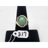 10.7g 14k Yellow Gold/Jade and Diamonds Size 6 1/2