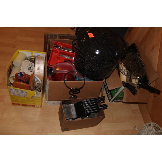 Miscellaneous kitchen lot
