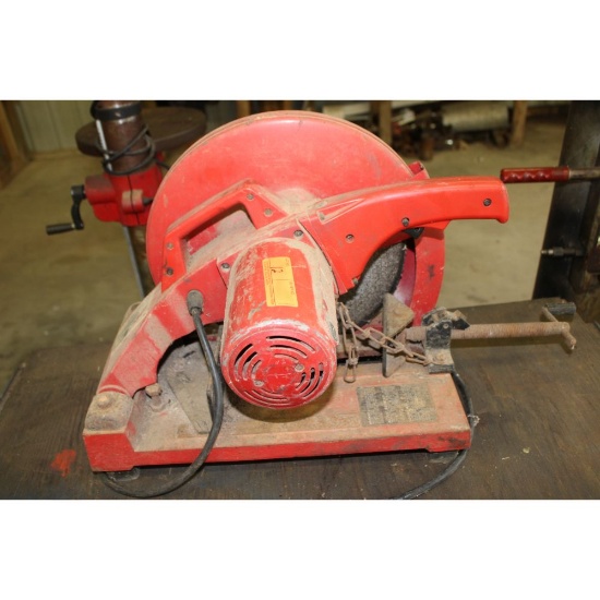 Milwaukee shop saw