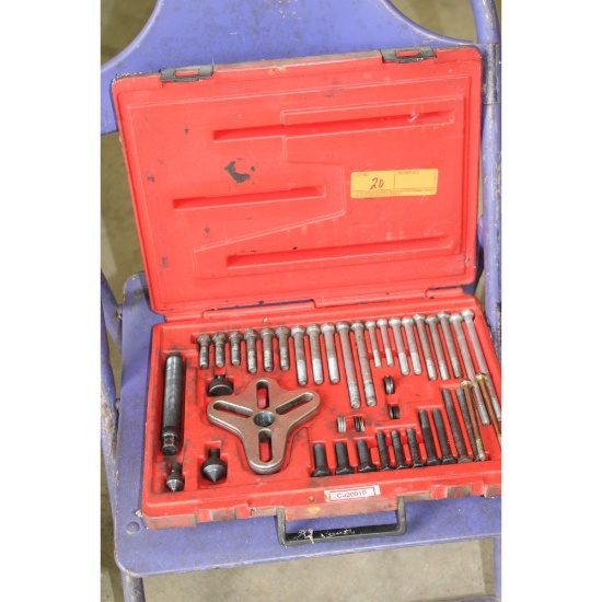 Snap - On puller set
