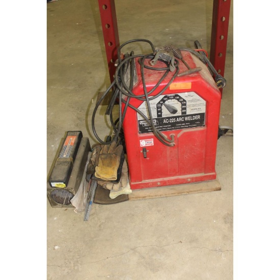 Lincoln electric AC225 arc welder with welding rods