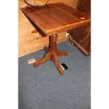 Lamp table