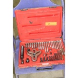 Snap - On puller set