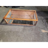 Mirrored Bottom Display. Needs a Lid