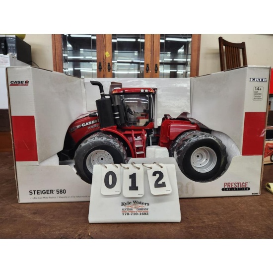 Prestige Collection Ertl Steiger 580 1:16 Scale 1:16