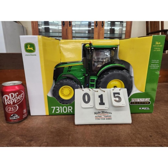 Prestige Collection Ertl John Deere 7310R 1:16