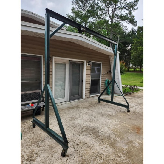 9ft A Frame Chain Hoist Frame. Pick Up in Calhoun GA