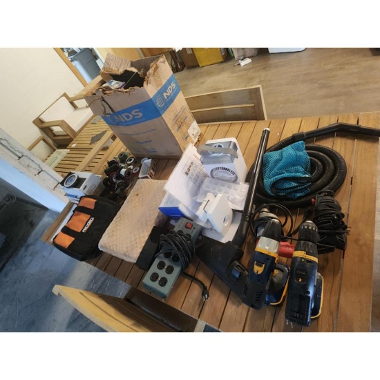 Contents on Table