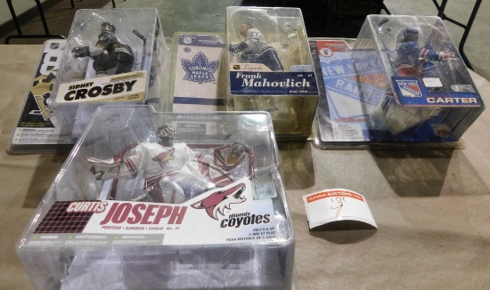 Hockey Figurines