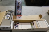 Hockey Cards & Figurines