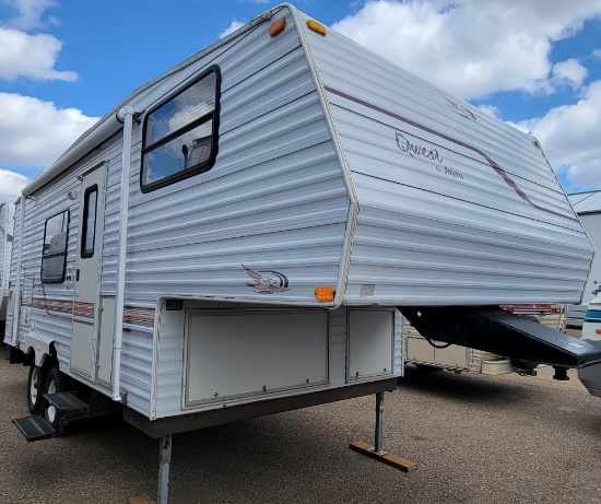 2001 Jayco Quest 237A 5th wheel