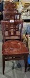 1 lot 7 chairs