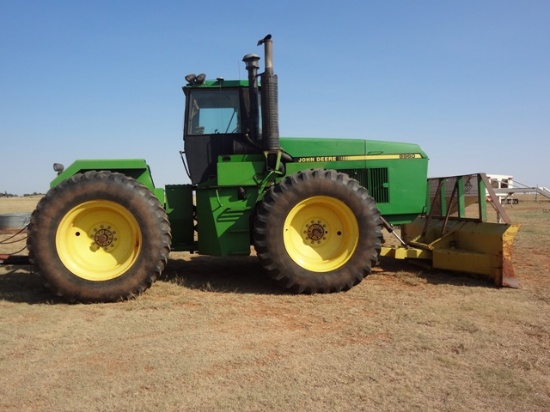 1990 John Deere 8960