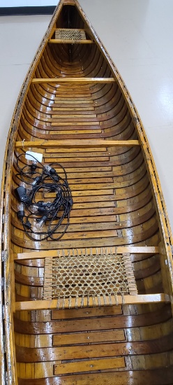 14' wooden canoe with light display kit