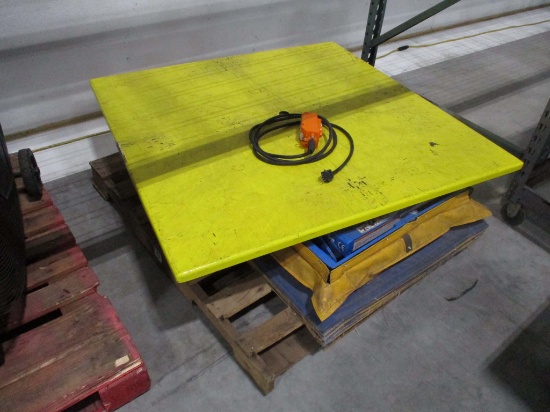Pneumatic 3000lb Auto Pallet Positioner