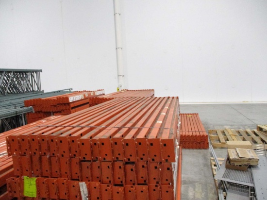 A Lot Of 30 - 9ft Beams