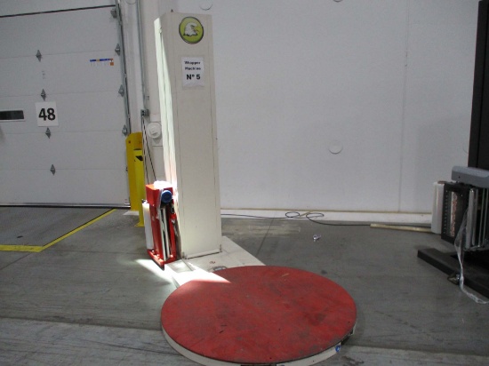 Stretch Wrapping Machine With Turntable