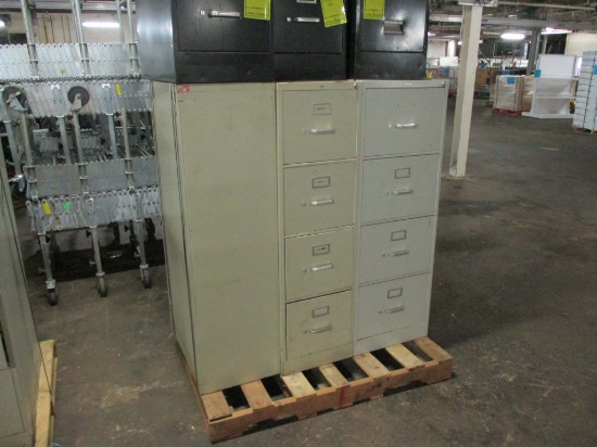 A Lot Of 3 - 4 Drawer File Cabinets - Tan