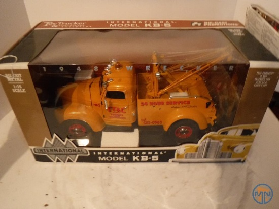 Toy Trucker & Contractor International Model KB-5 wrecker truck, 1/16th scale