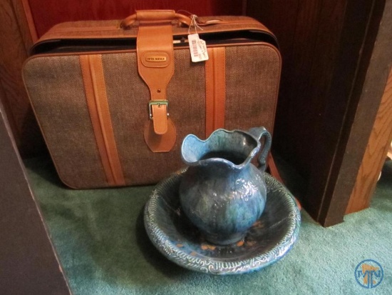 Fifth Avenue matching suitcase set and pitcher with basin