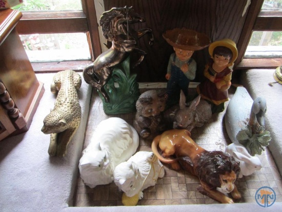 Ceramic and plaster statuary