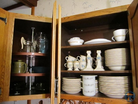 MiKasa garden club daydreams dish set, Corelle dishes and other colored glass dishes
